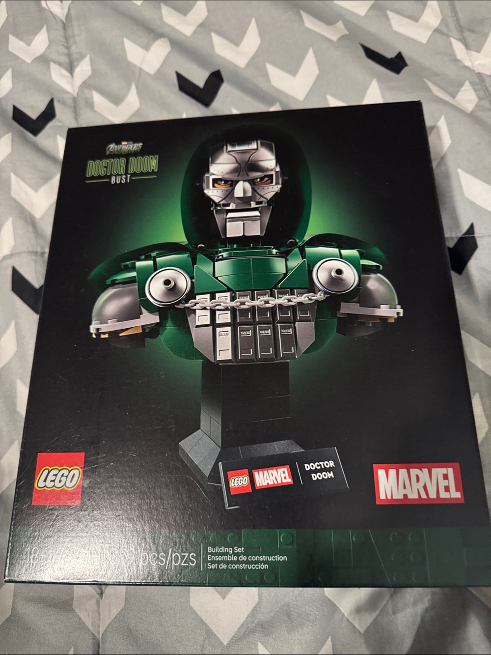 Marvel Doctor Doom Bust Model in Green and Silver by LEGO